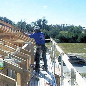 Carpenters bracket scaffold
