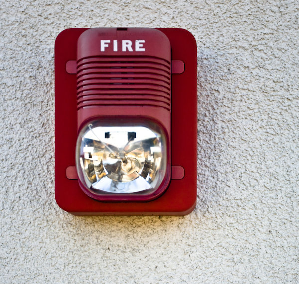 Fire Alarm that alerts using both sight and sound.