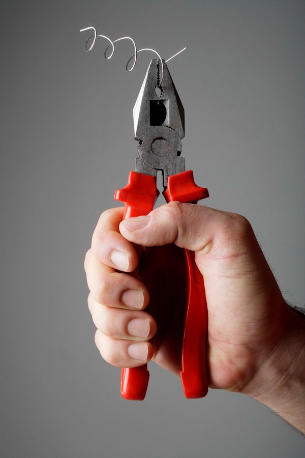 Hand holding tool